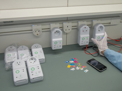 iSocket Smart Plug SMS Manager Android